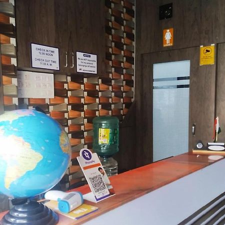Neenava Dormitory Mumbai Exterior photo